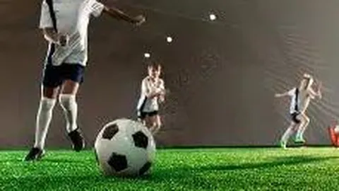 《符文战场》官方正版卡牌游戏中国夏日盛大首映